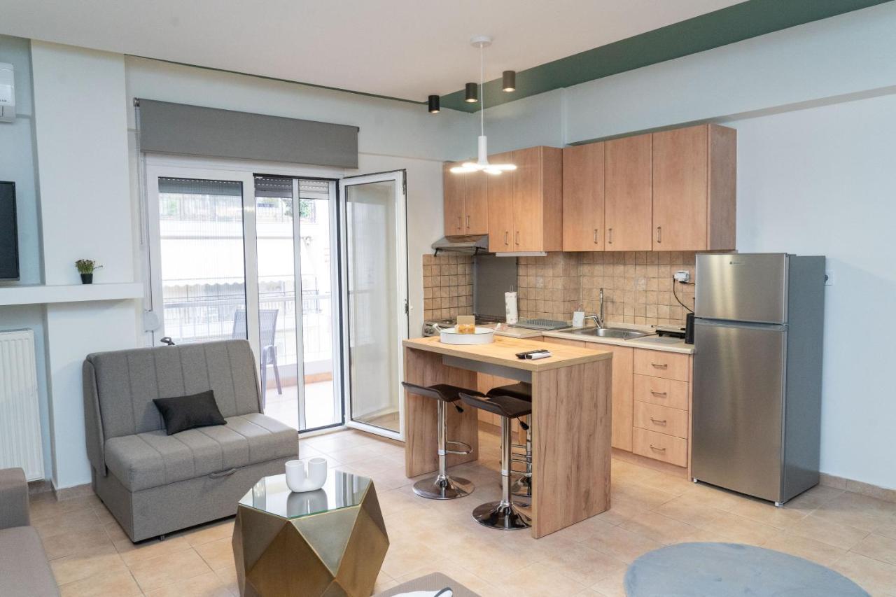 The Whole Packet C4 Center With Parking Apartment *